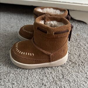 Ugg Little Kids Cali Moc Campfire Boot, Size 2/3